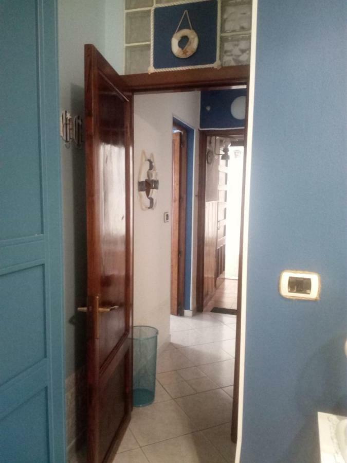 Blue Sea Apartment Aci Castello Luaran gambar