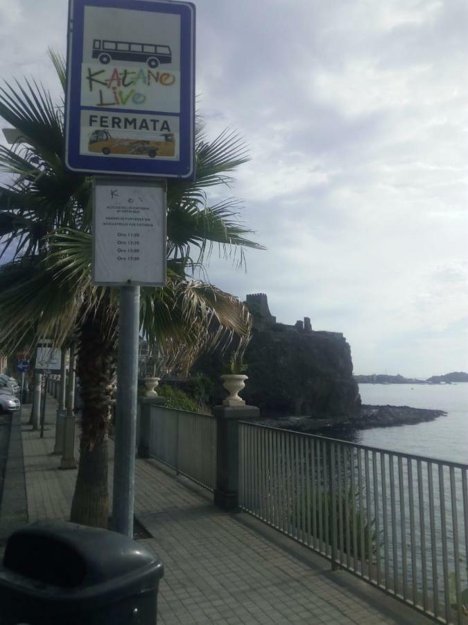 Blue Sea Apartment Aci Castello Luaran gambar